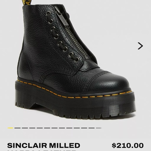 Dr. Martens Shoes - Dr Marten Sinclair boots. Womens size 7